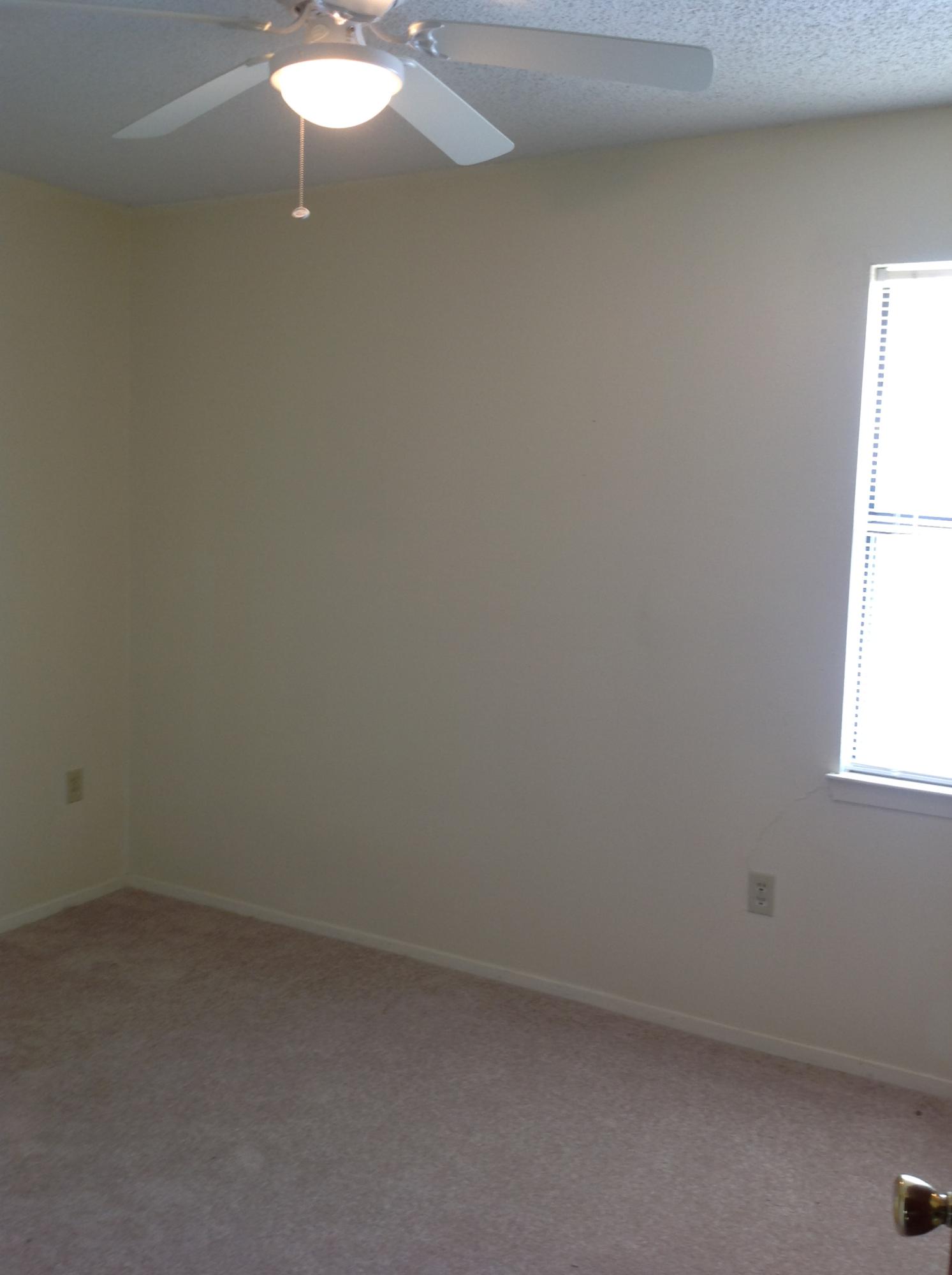 MONTAGE MANOR - Residential Lease