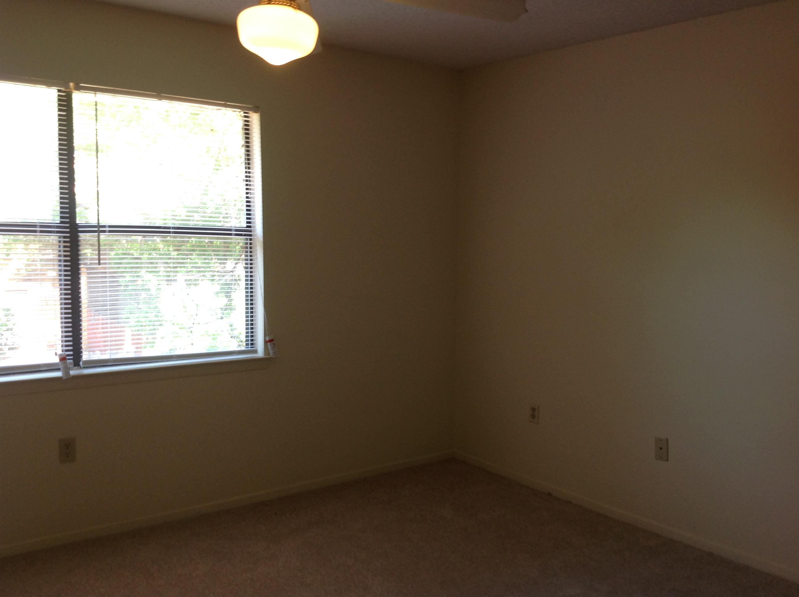 MONTAGE MANOR - Residential Lease