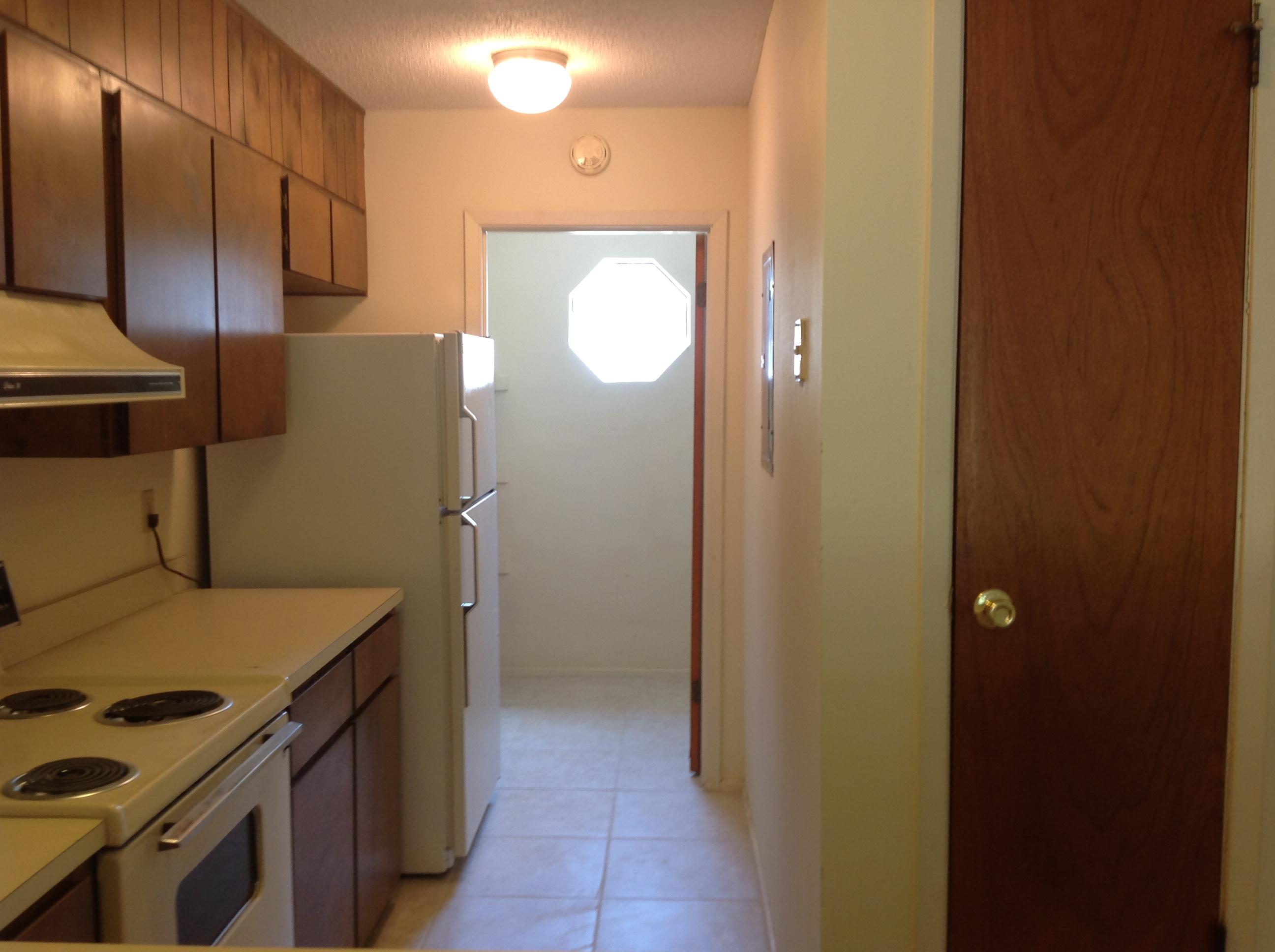MONTAGE MANOR - Residential Lease