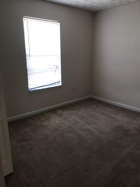 BRANDON OAKS - Residential Lease