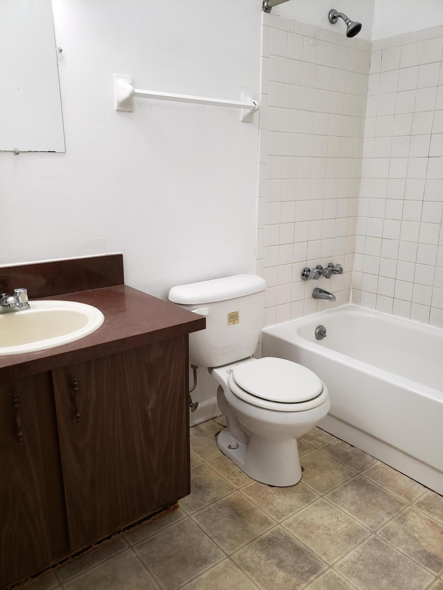 FAIR OAKS VILLAGE CONDO - Residential Lease