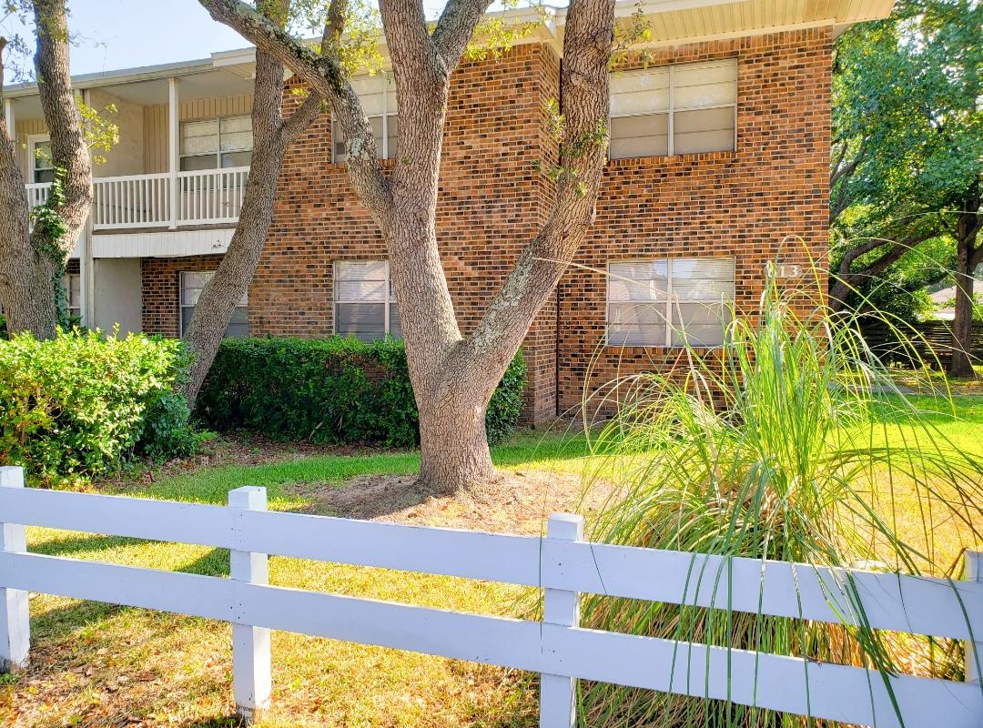 FAIR OAKS VILLAGE CONDO - Residential Lease