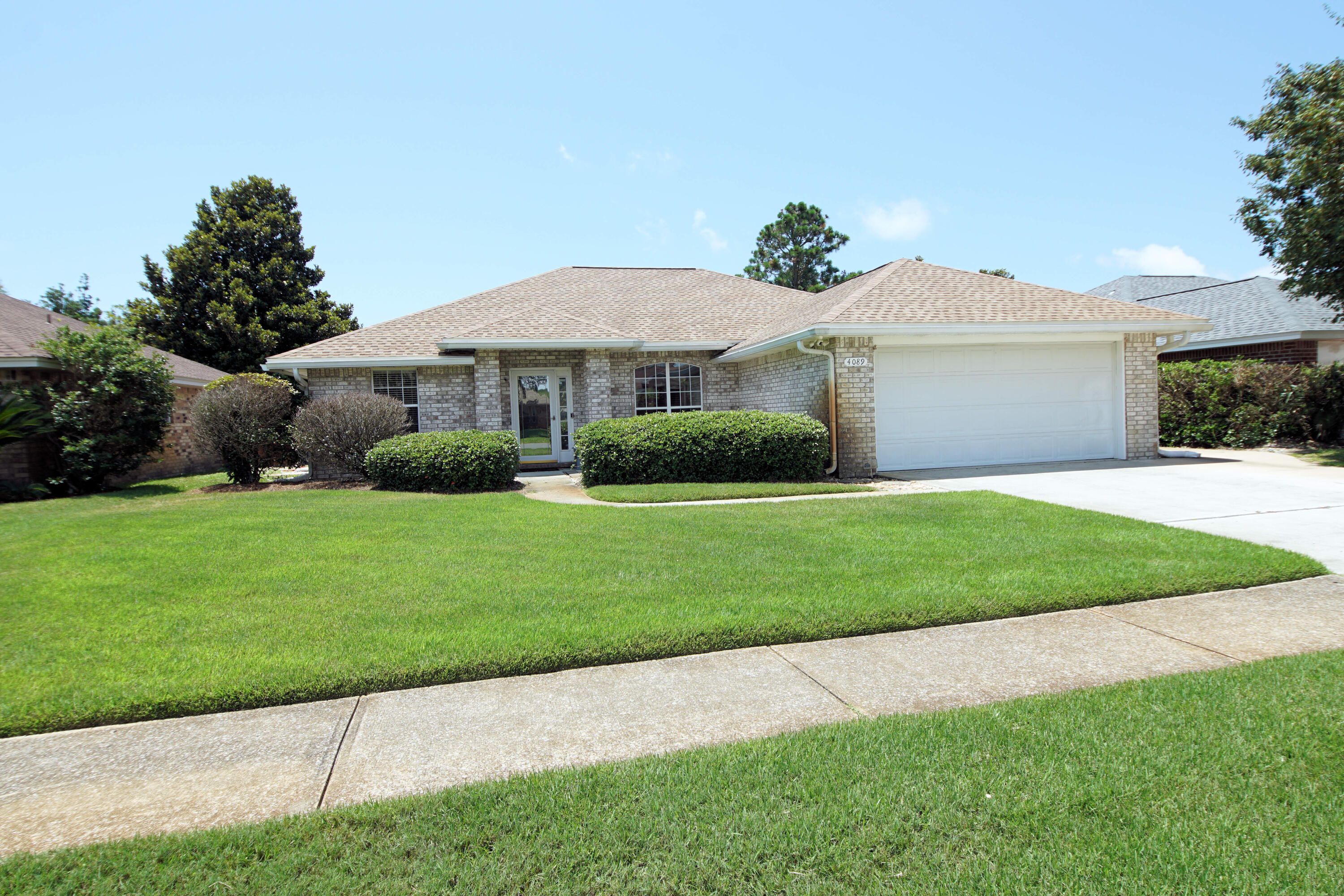 INDIAN LAKE - Residential Lease