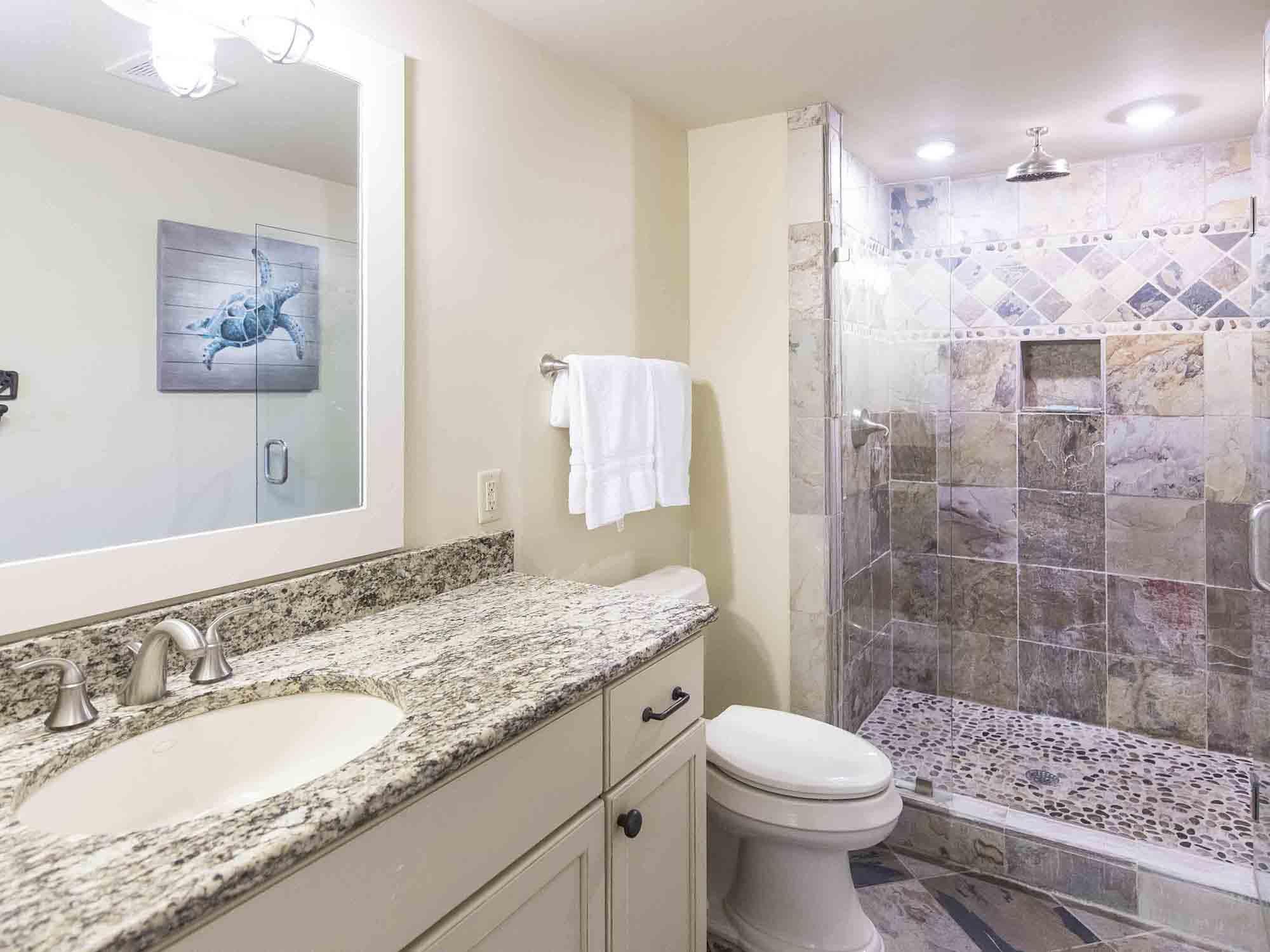SIX PALMS, GULF PLACE - Residential
