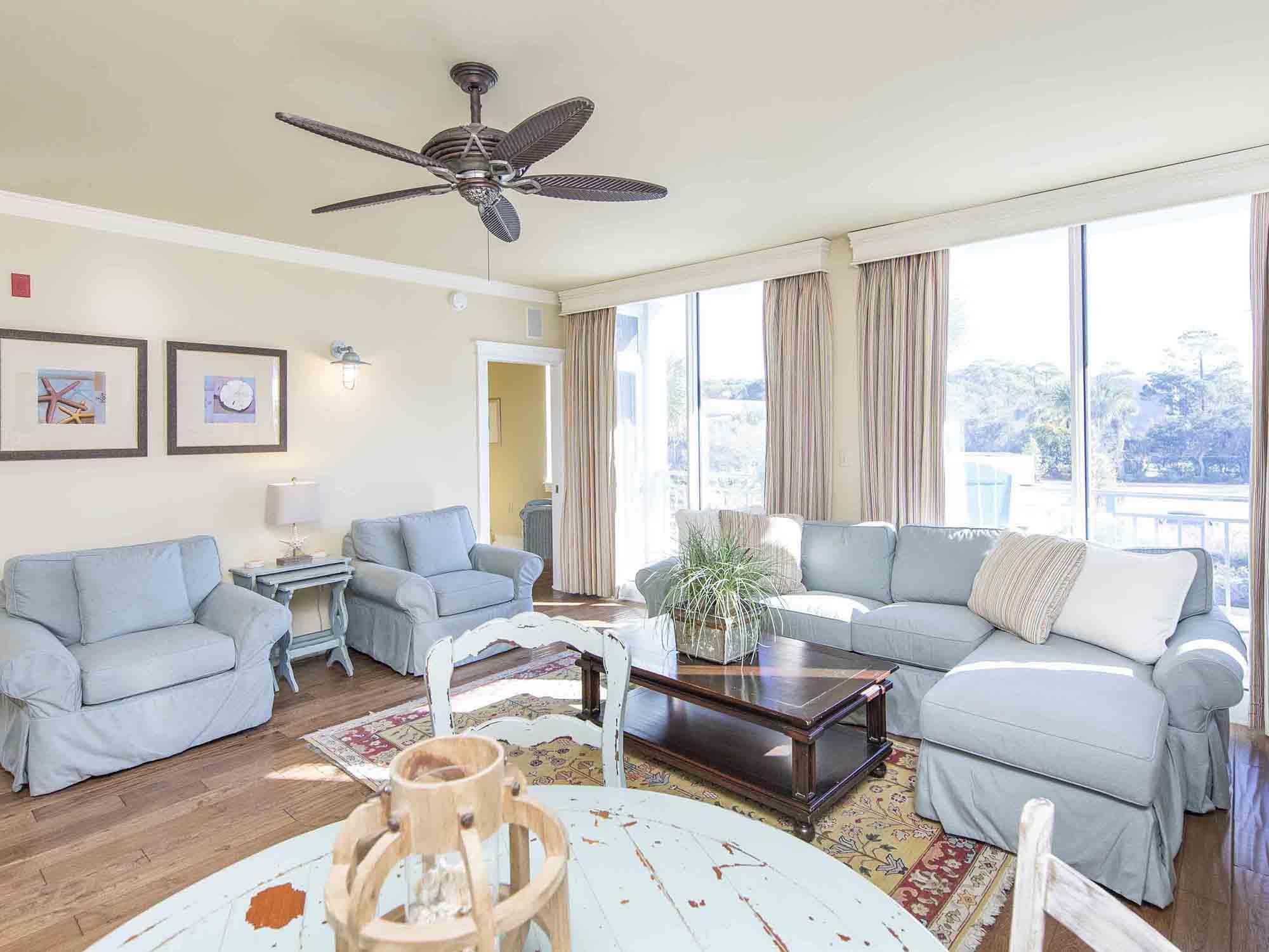 SIX PALMS, GULF PLACE - Residential