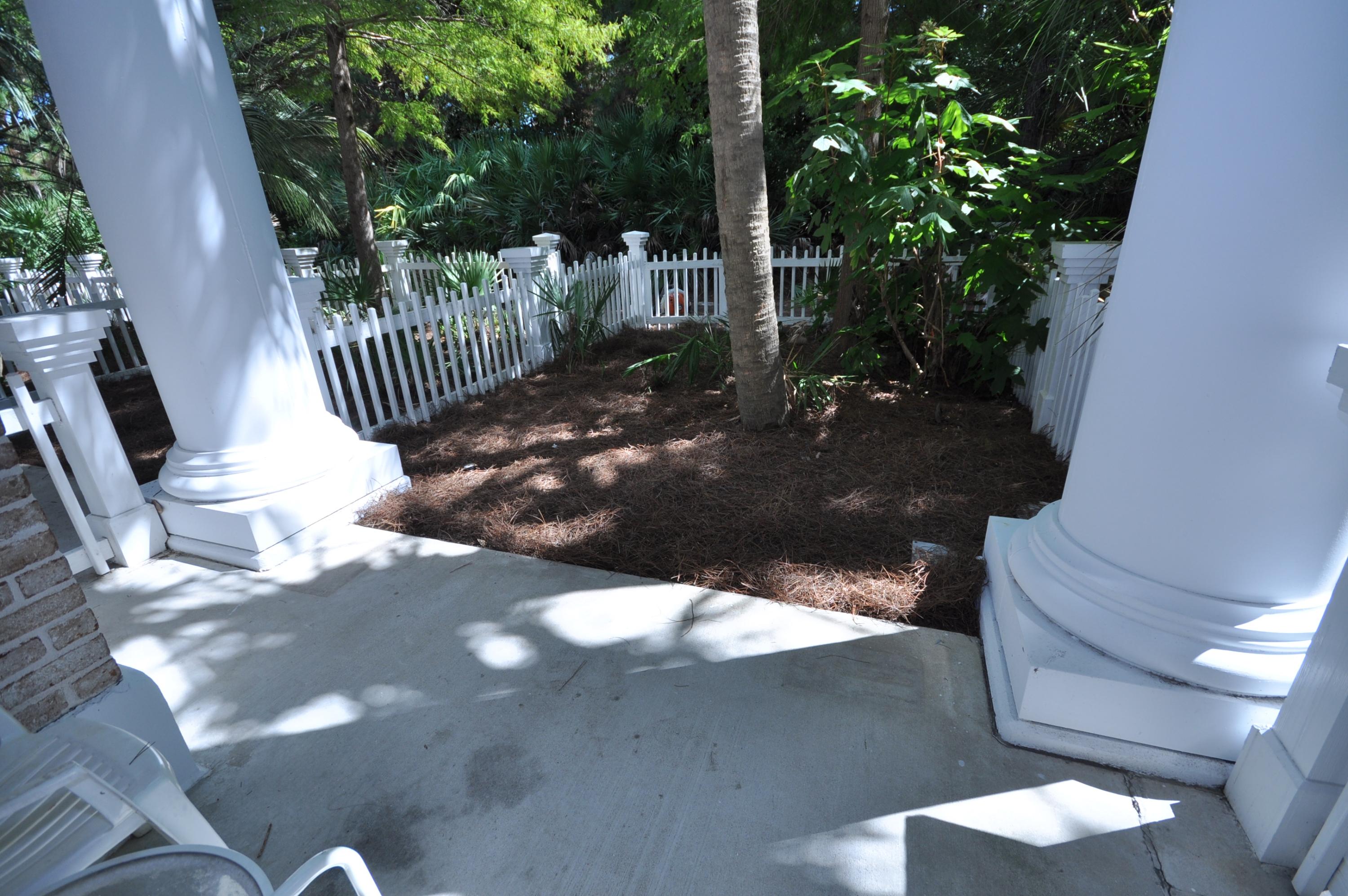 PILOT HOUSE - Residential Lease