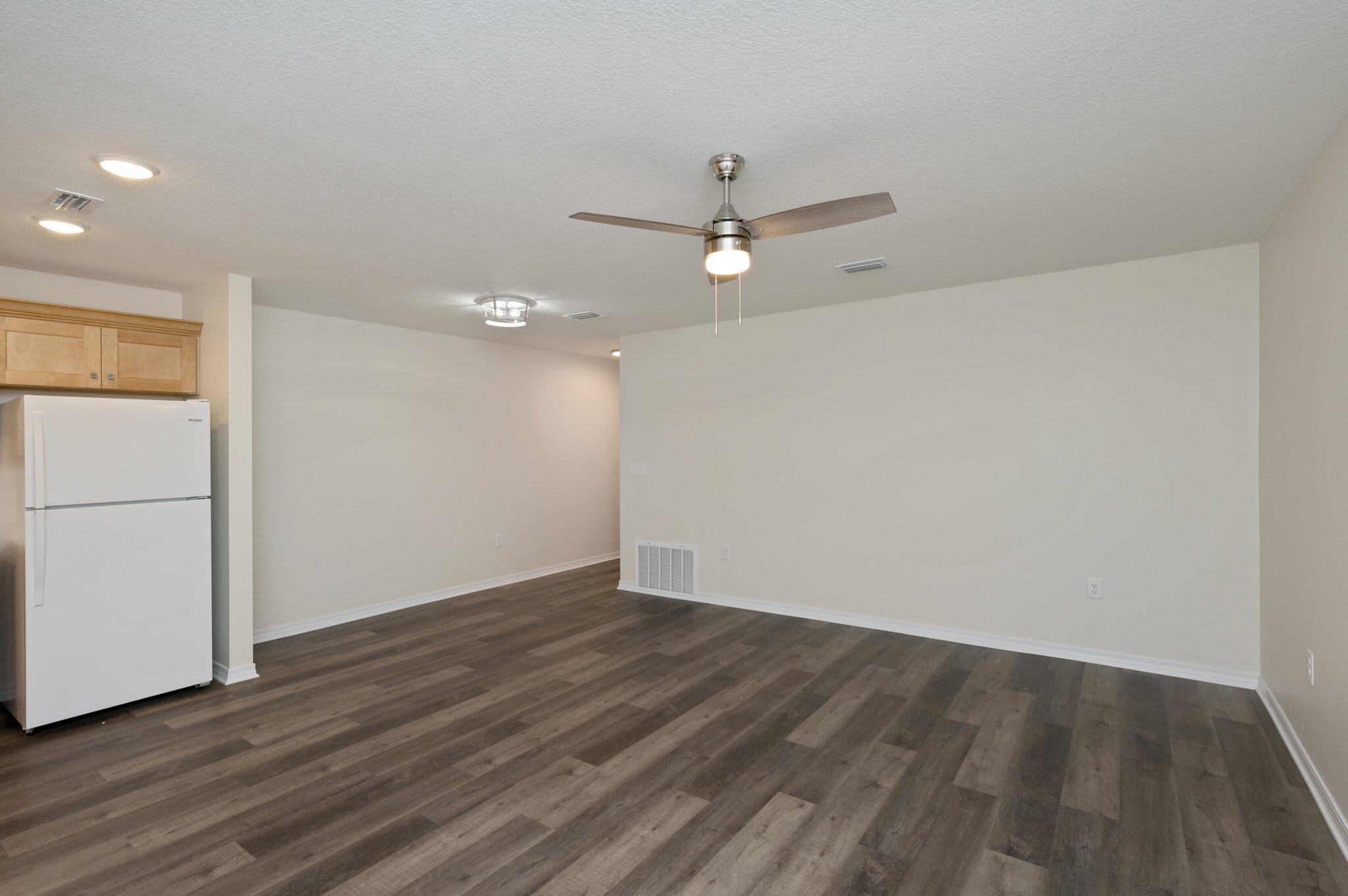 Crestview North - Residential Lease
