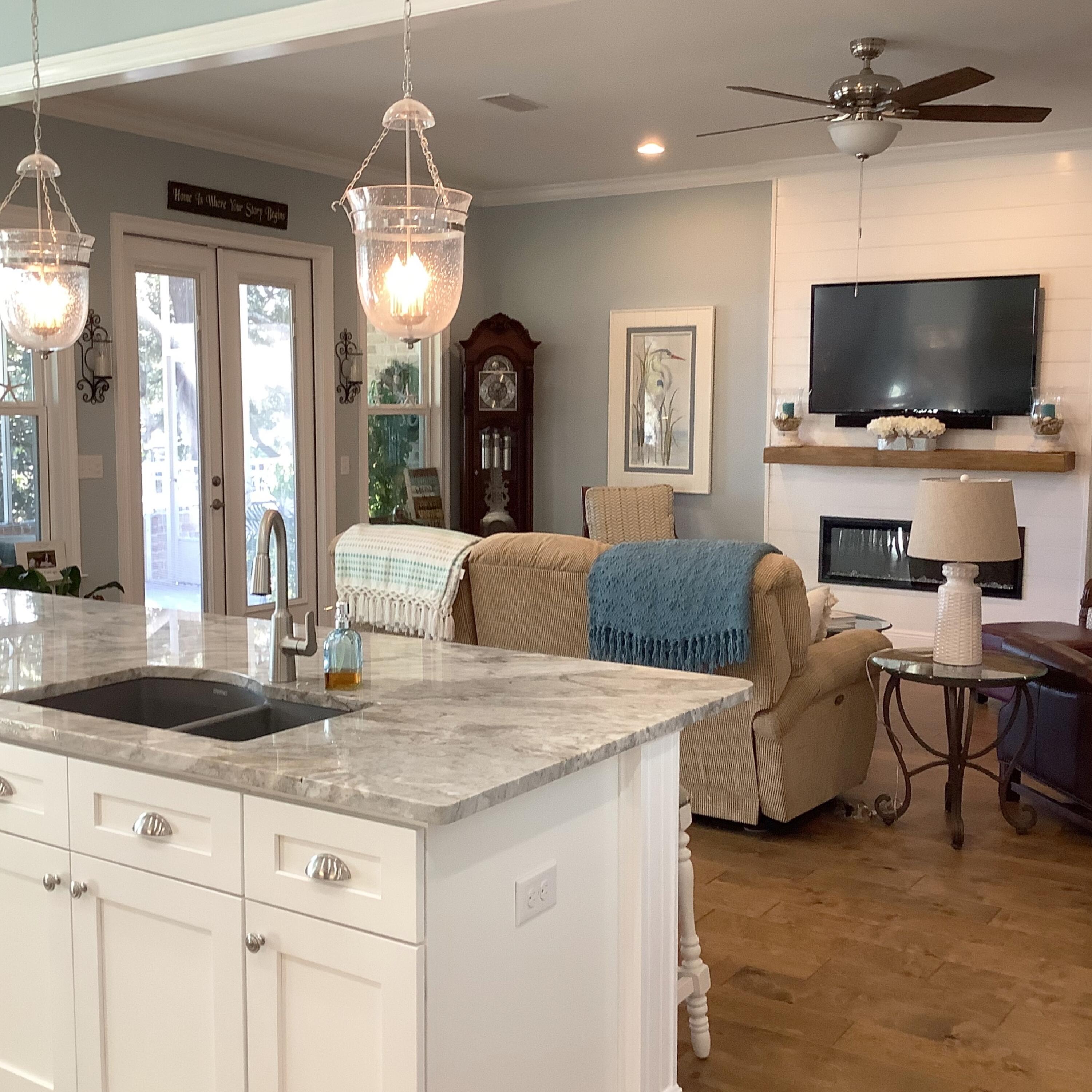 HANDS COVE - Residential