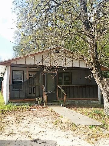 Real Estate Owned. What a deal on solid cement block home on nice lot located in the City of Crestview the county seat of Okaloosa.This House has a lot of potential with a large brick fireplace and full length front porch! About a 20 minute drive from Eglin AFB. Convenient to I-10 as well as local shopping and business district. Come check it out.