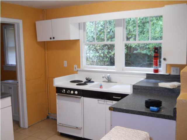CRESTVIEW - Residential Lease