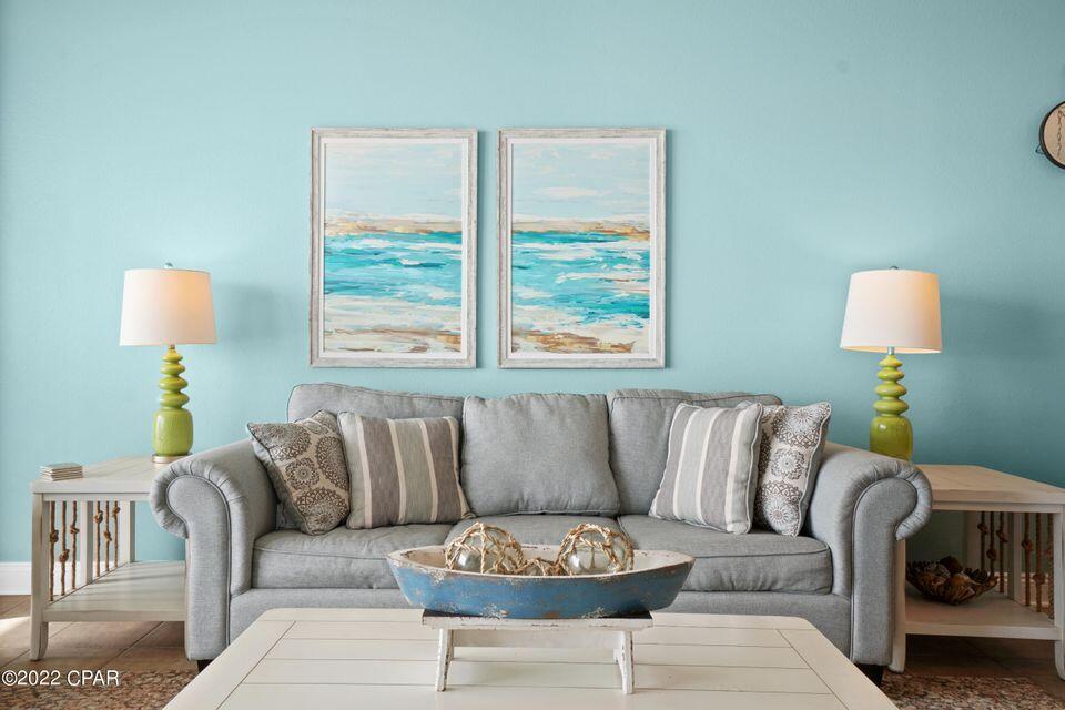 MAJESTIC BEACH TOWERS II - Residential