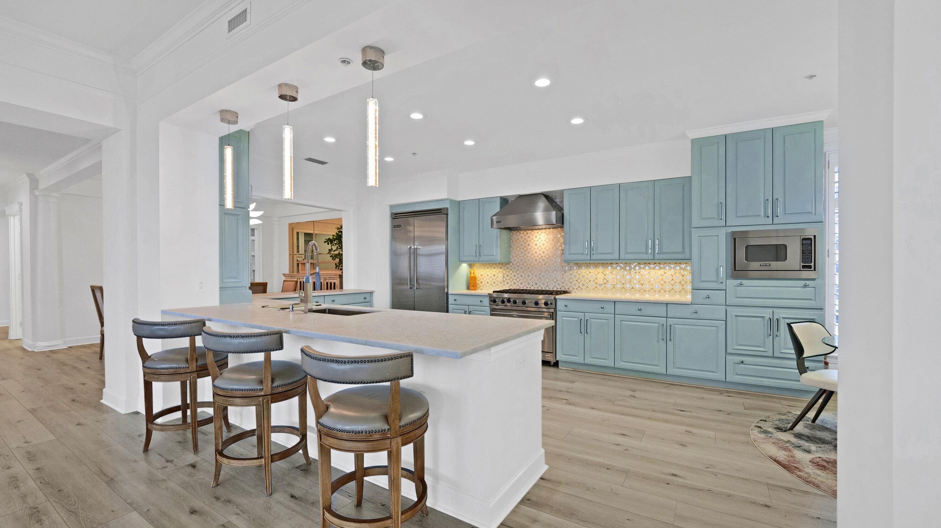 ONE WATER PLACE - Residential