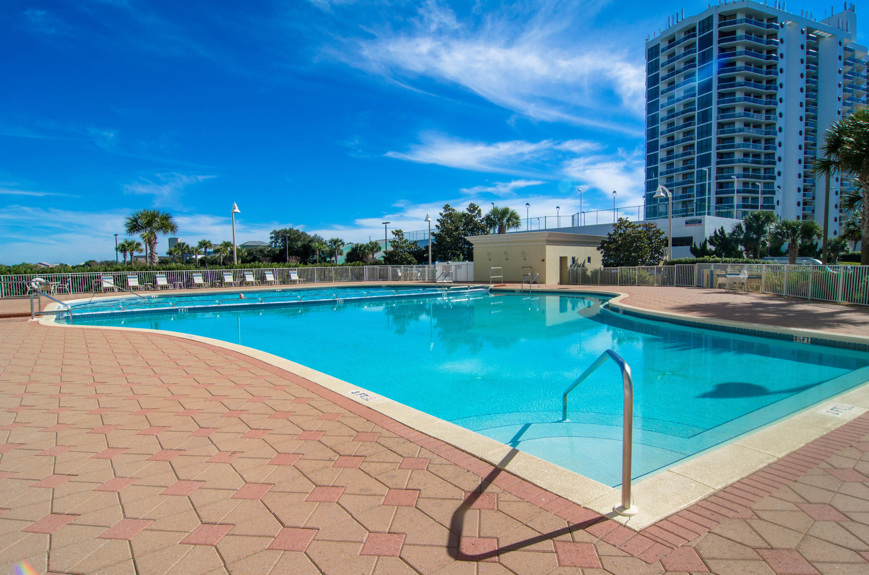 ARIEL DUNES - Residential