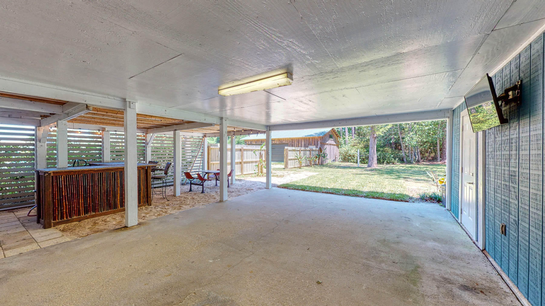 LAGNIAPPE BEACH - Residential