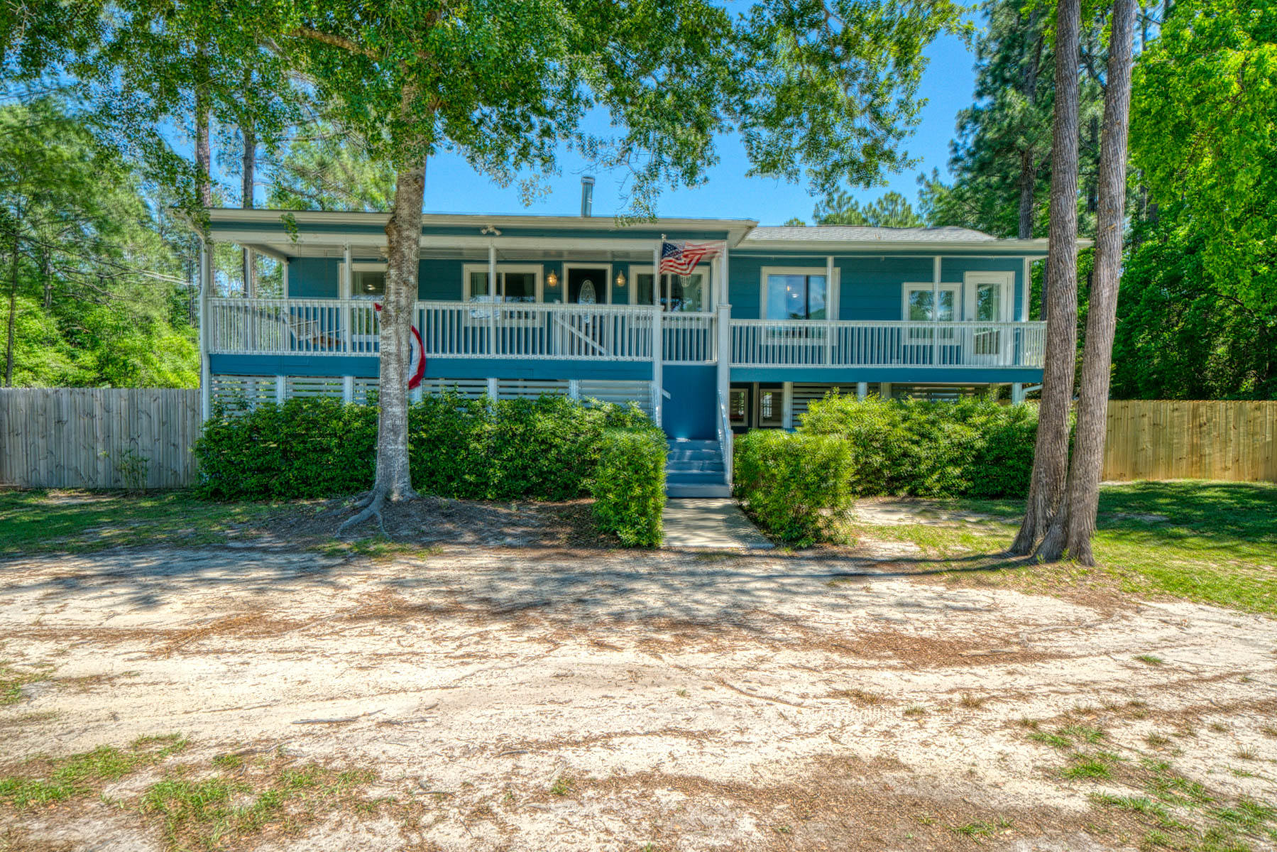 LAGNIAPPE BEACH - Residential