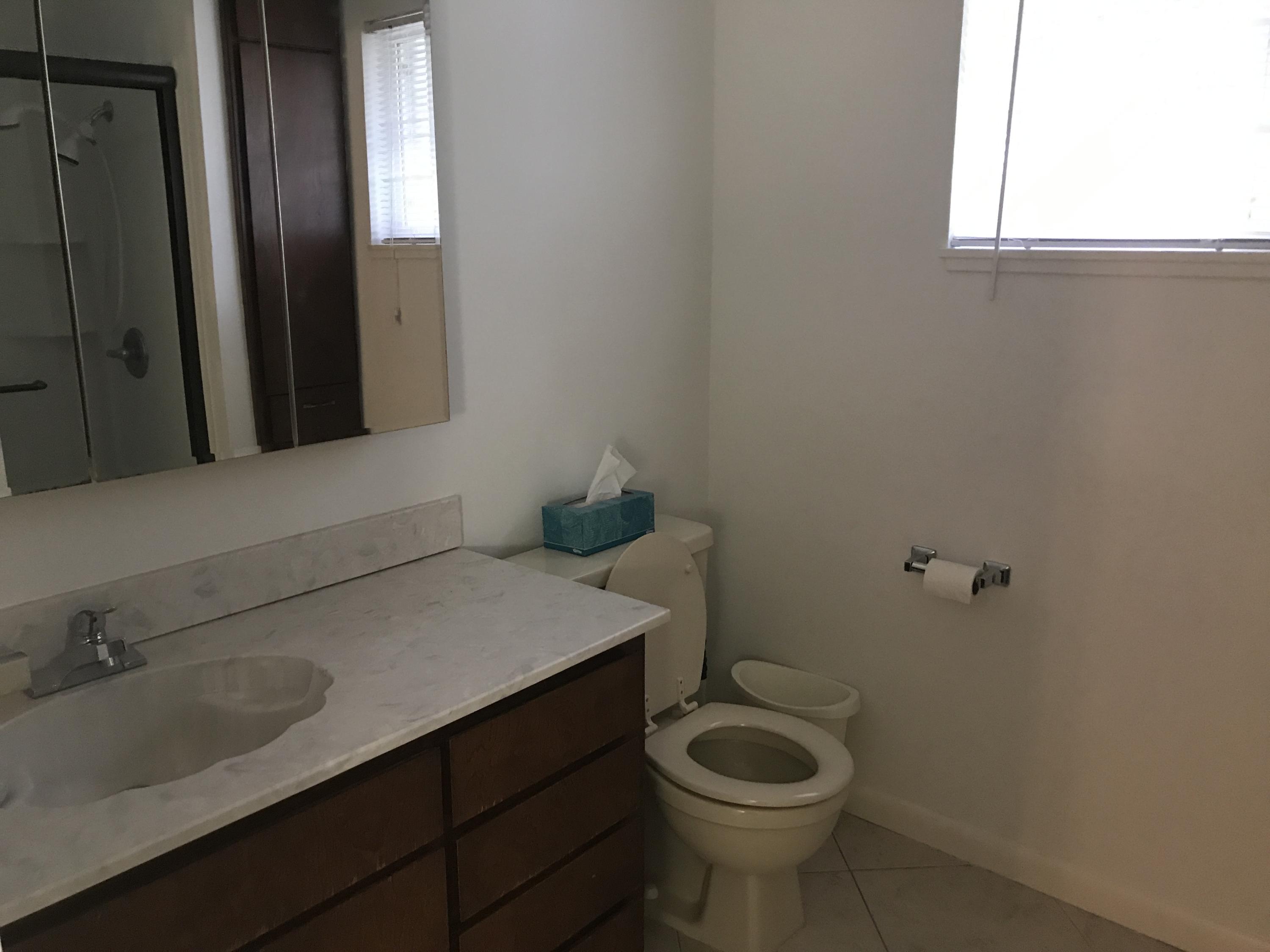 EGLIN HIGHWAY - Residential Lease