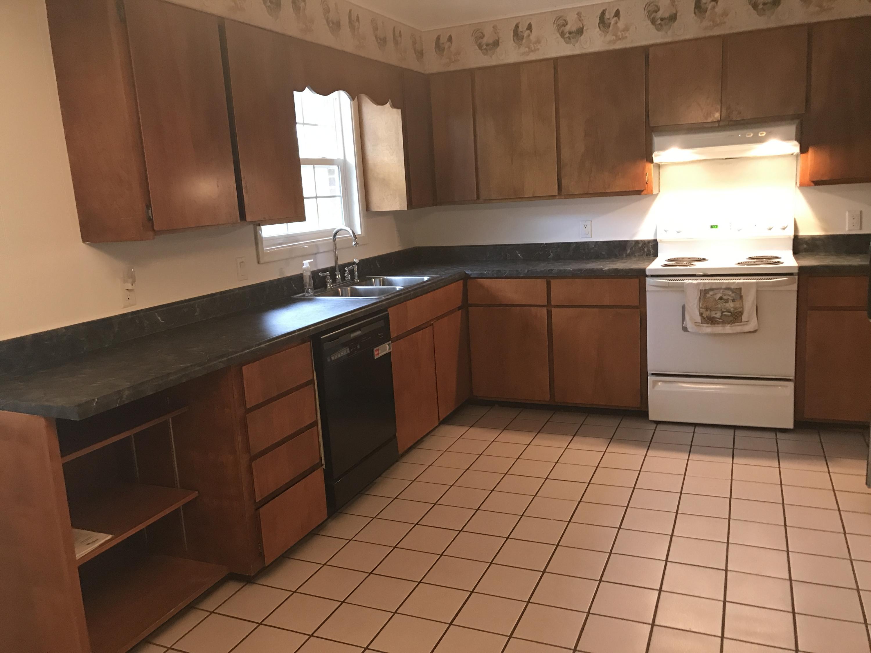 EGLIN HIGHWAY - Residential Lease
