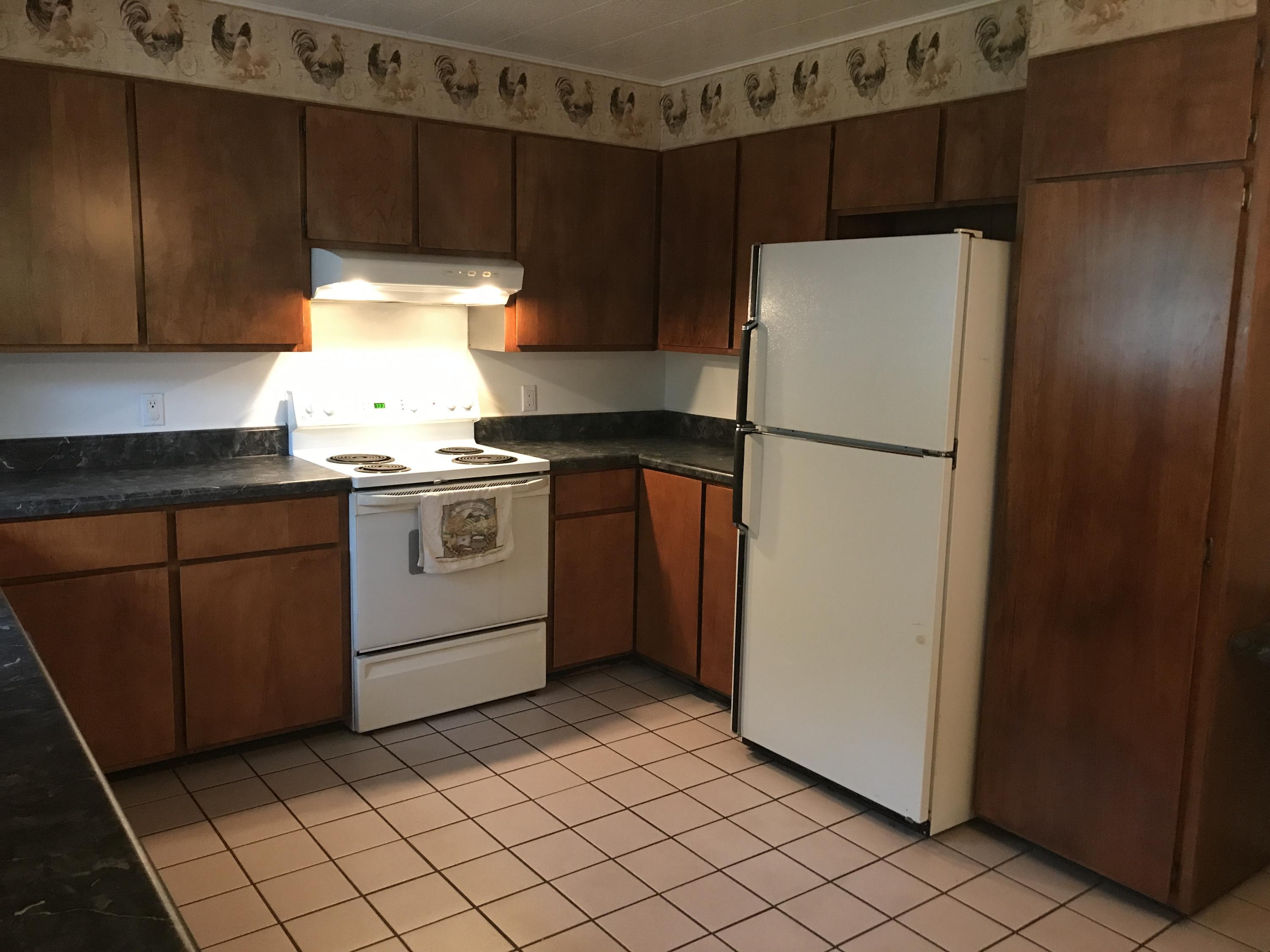 EGLIN HIGHWAY - Residential Lease