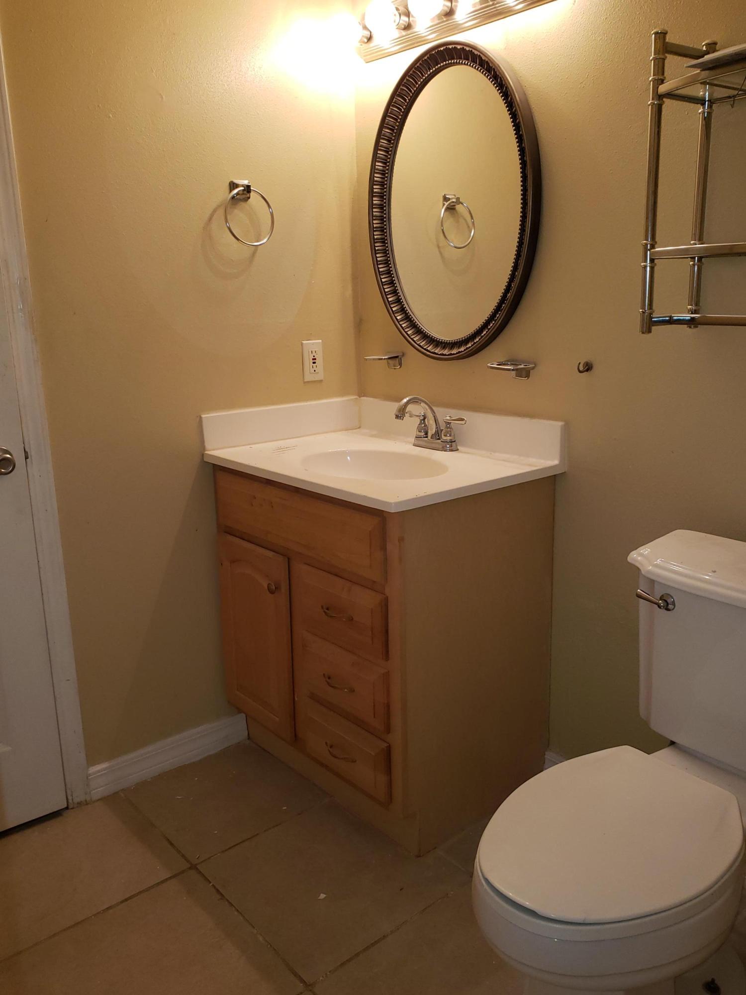 MONAHAN MANOR - Residential Lease