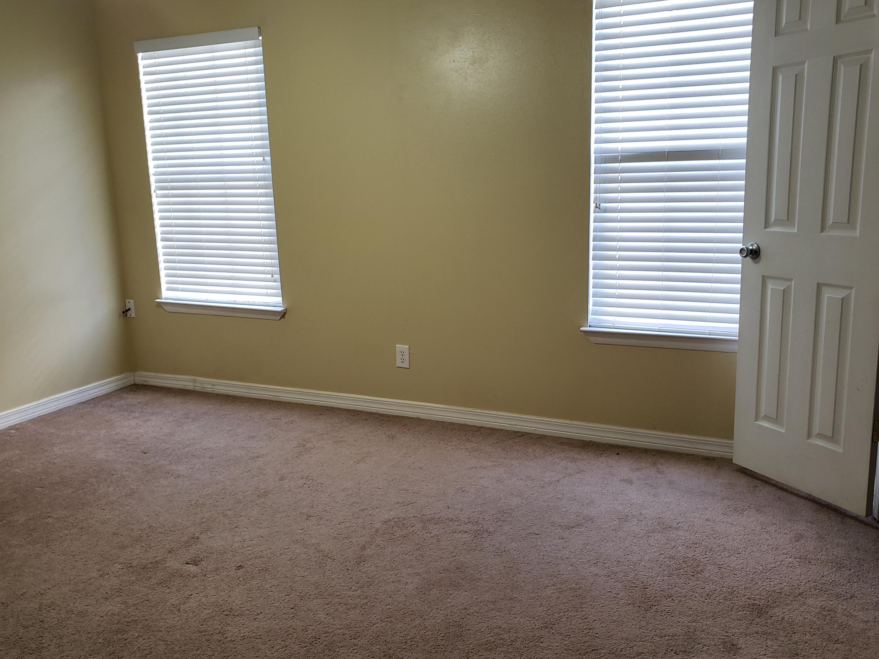 MONAHAN MANOR - Residential Lease
