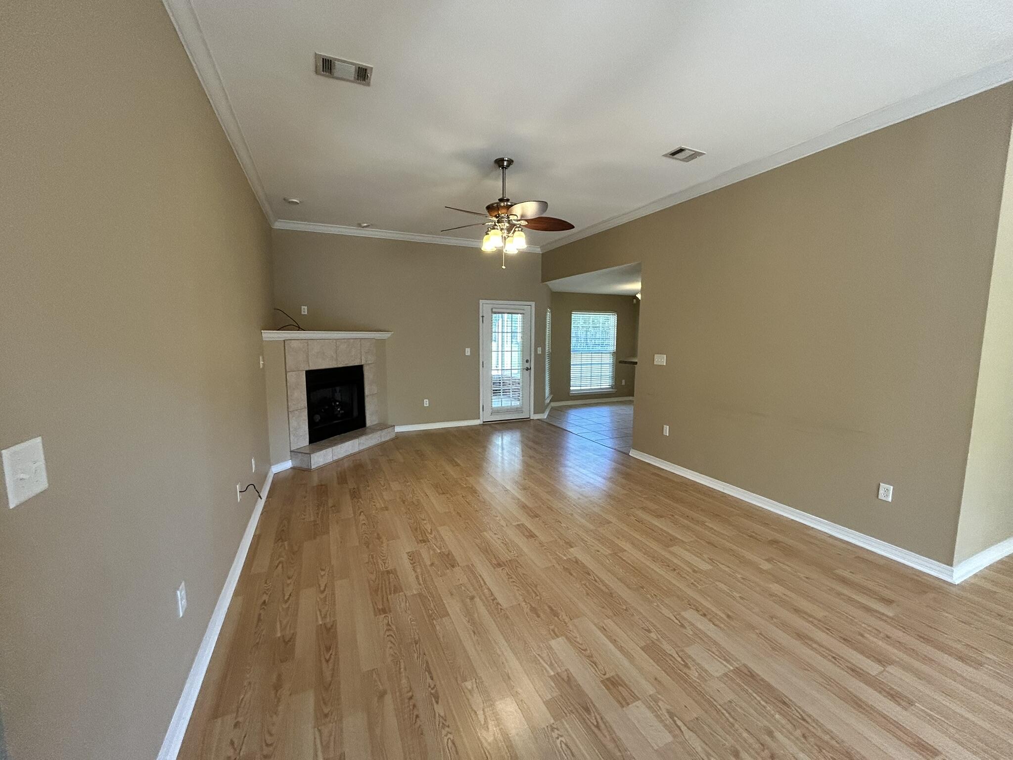 METES & BOUNDS - Residential Lease
