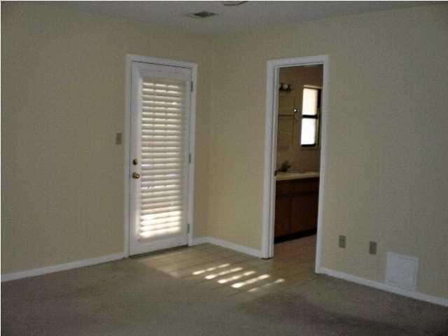 BAYOU WOODS 3RD ADDN - Residential Lease