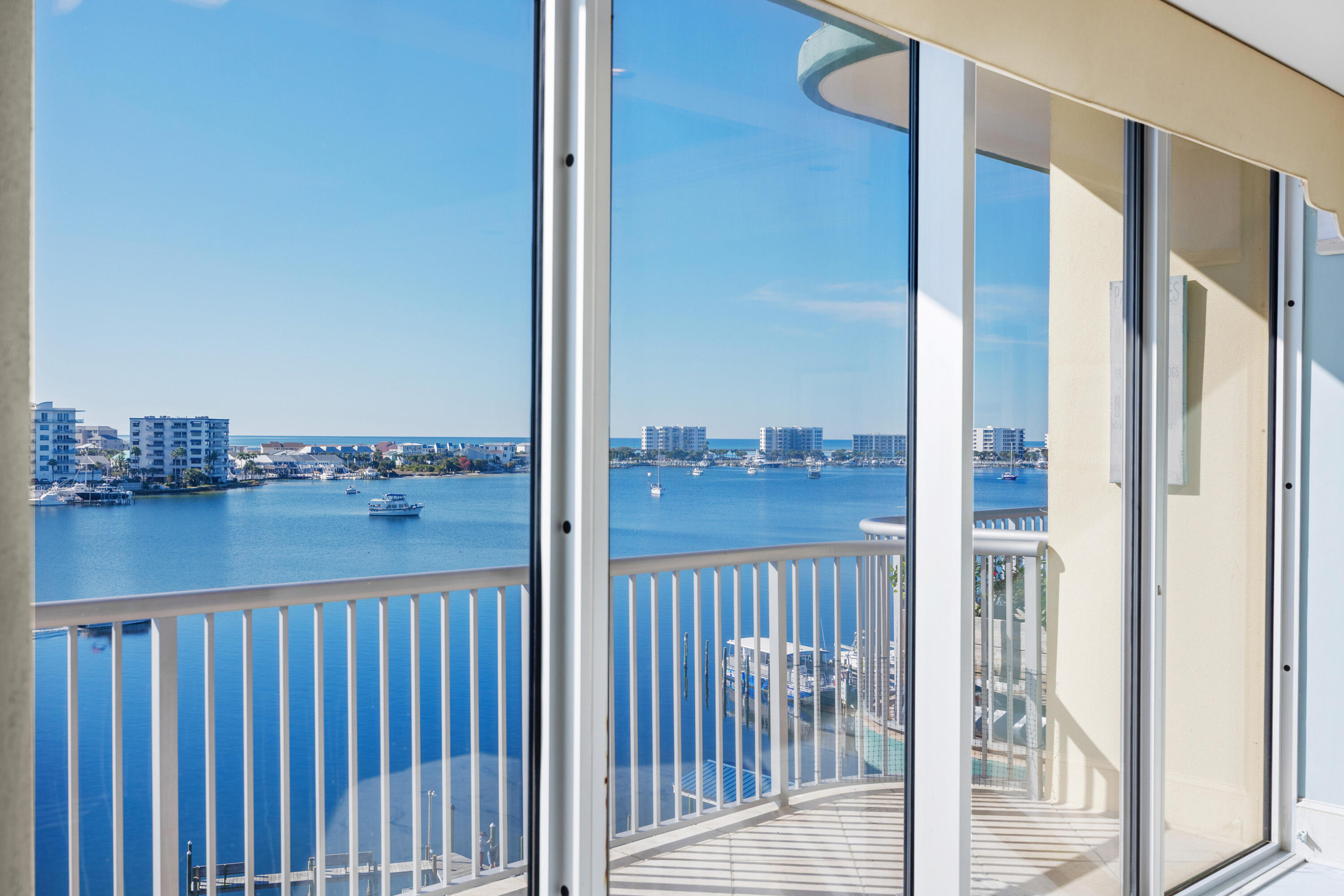 DESTIN HARBOR PLACE - Residential Lease