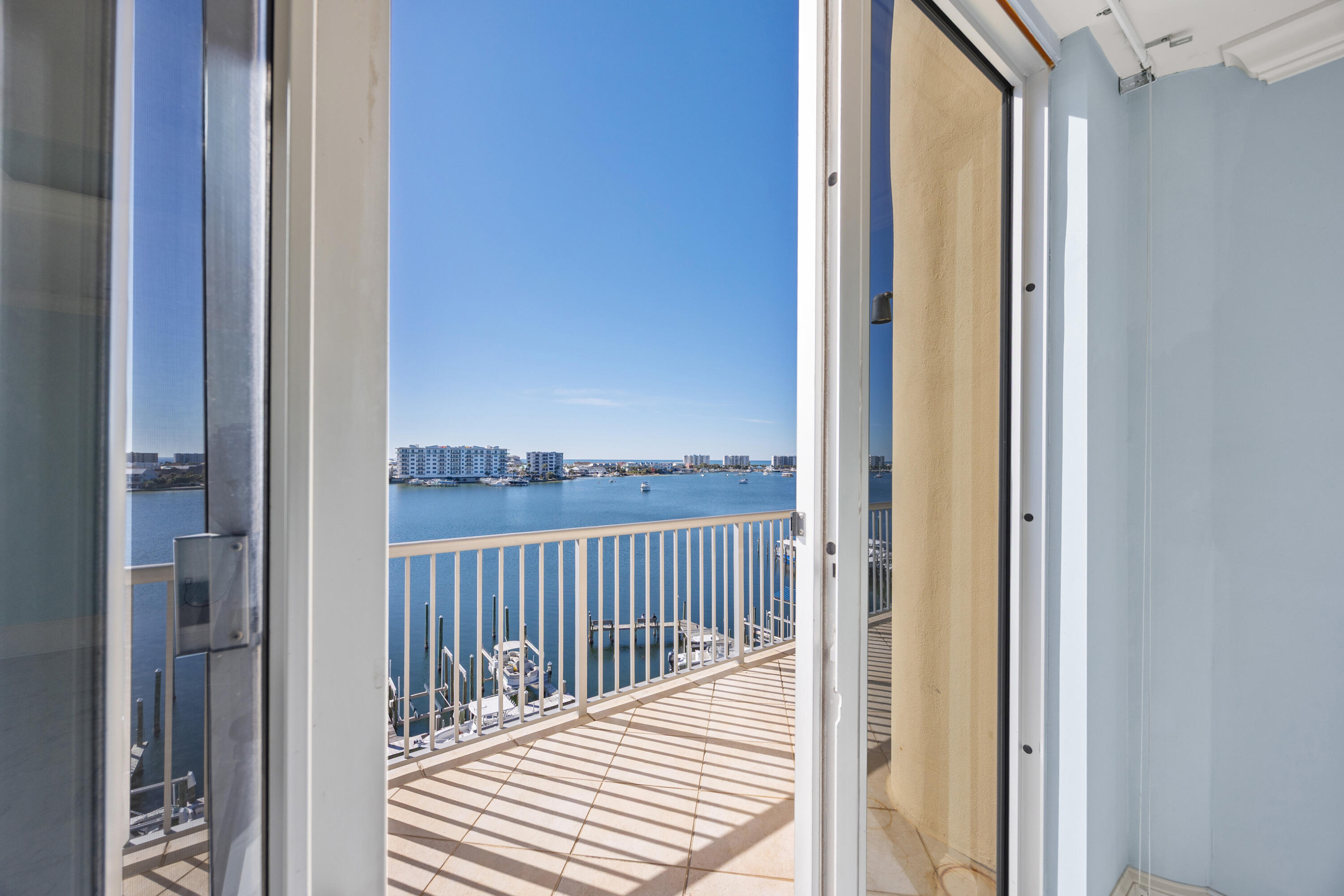DESTIN HARBOR PLACE - Residential Lease