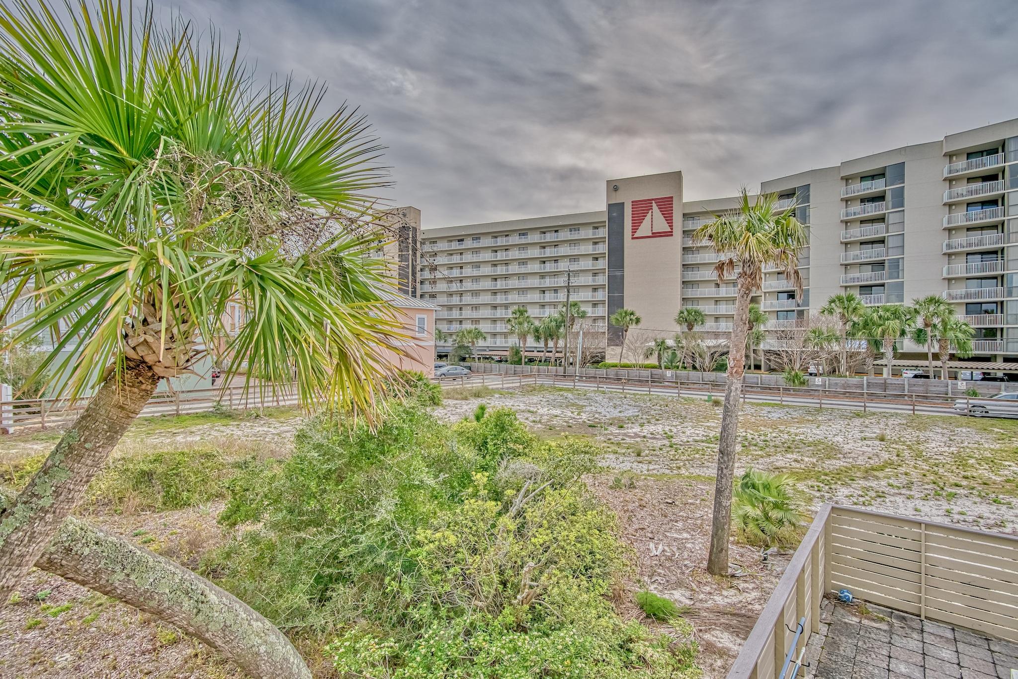 SNOW DRIFT BEACH - Residential