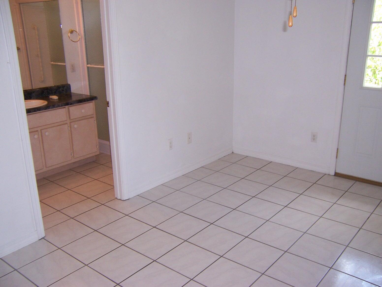 Emerald Estates - Residential Lease
