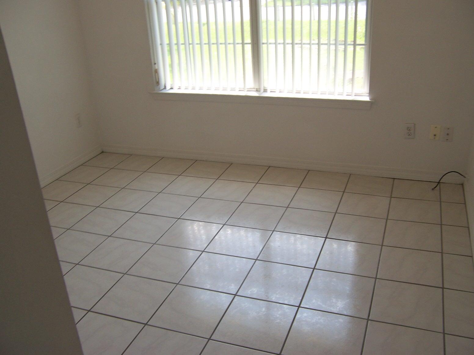 Emerald Estates - Residential Lease