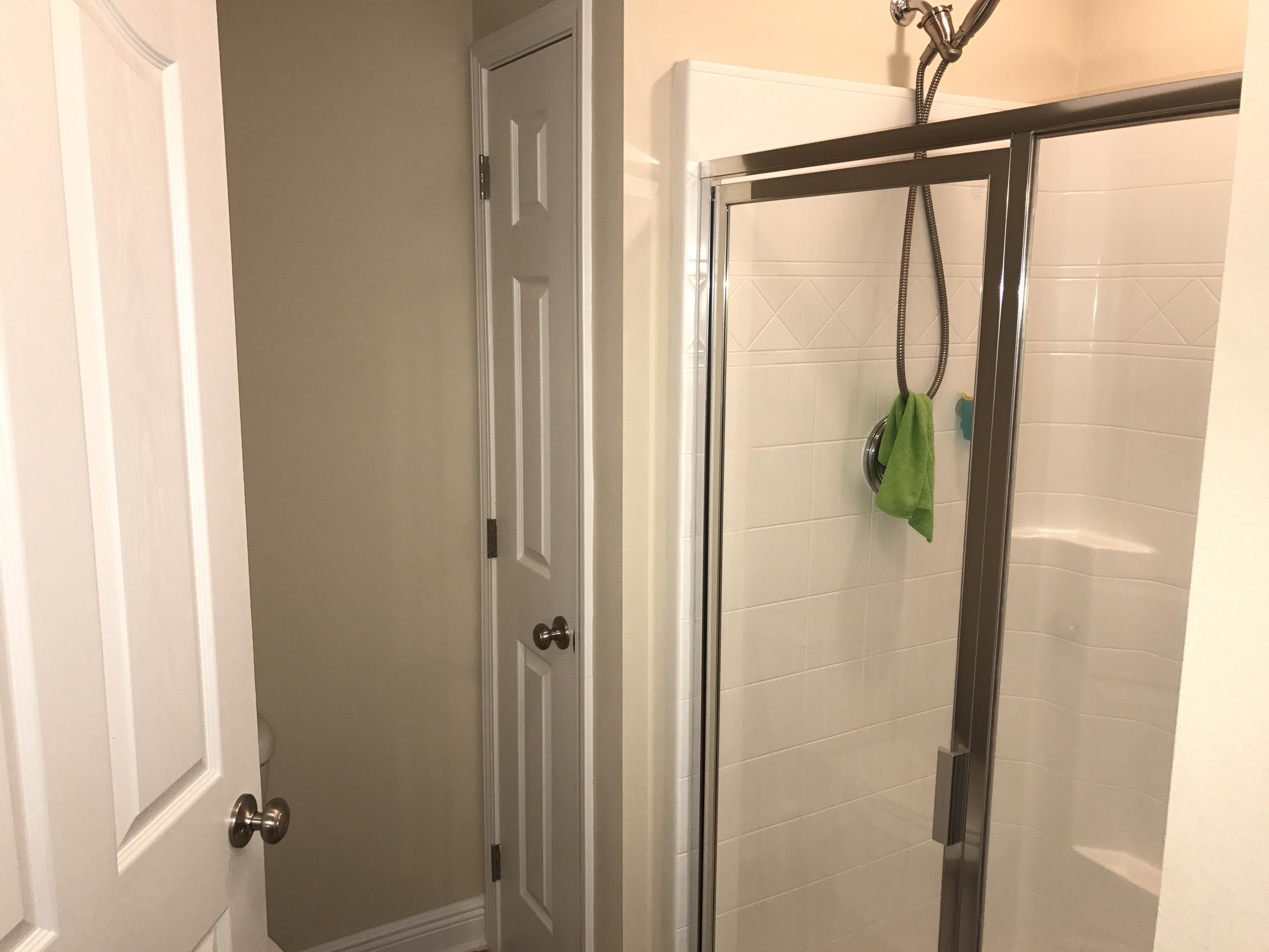 RESERVE POINTE - Residential Lease