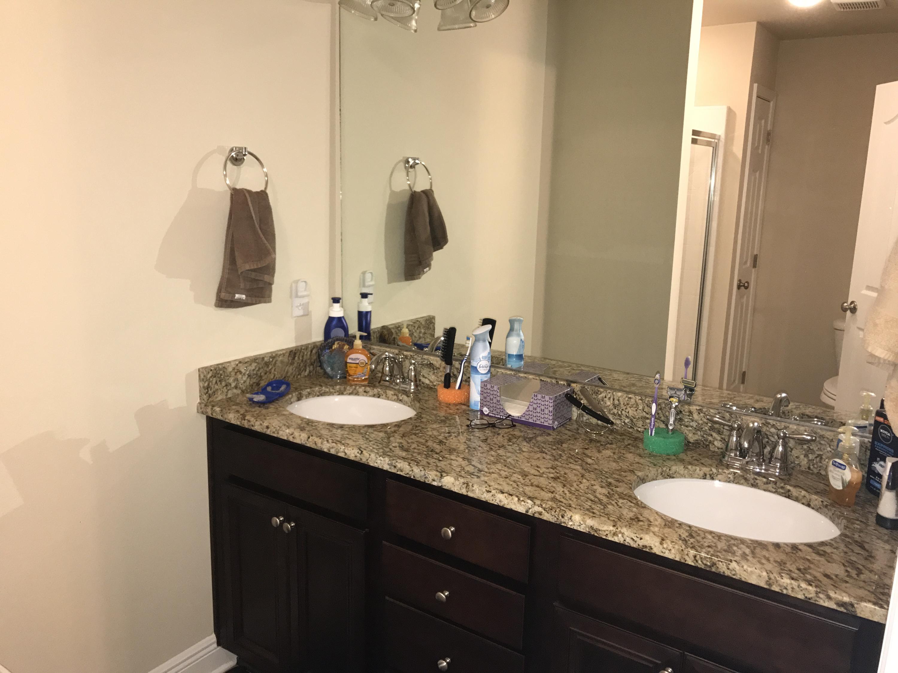 RESERVE POINTE - Residential Lease