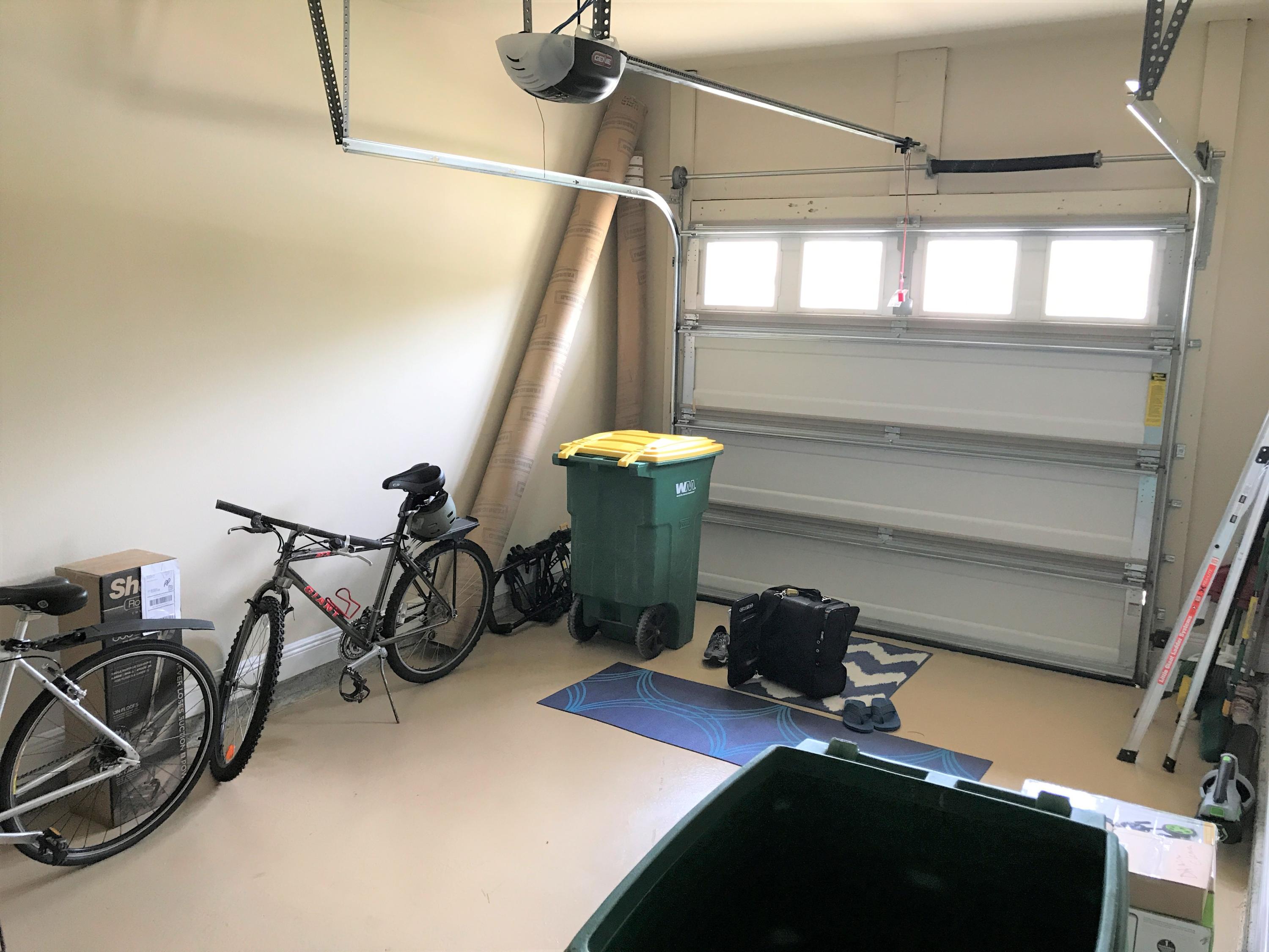 RESERVE POINTE - Residential Lease