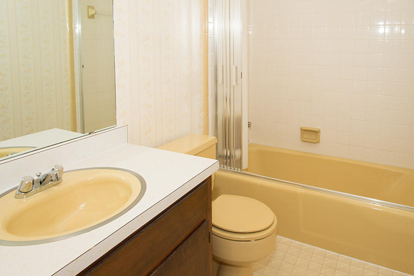 CASA LOMA S/D - Residential Lease