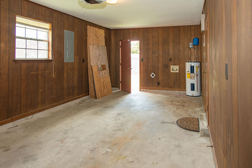 CASA LOMA S/D - Residential Lease