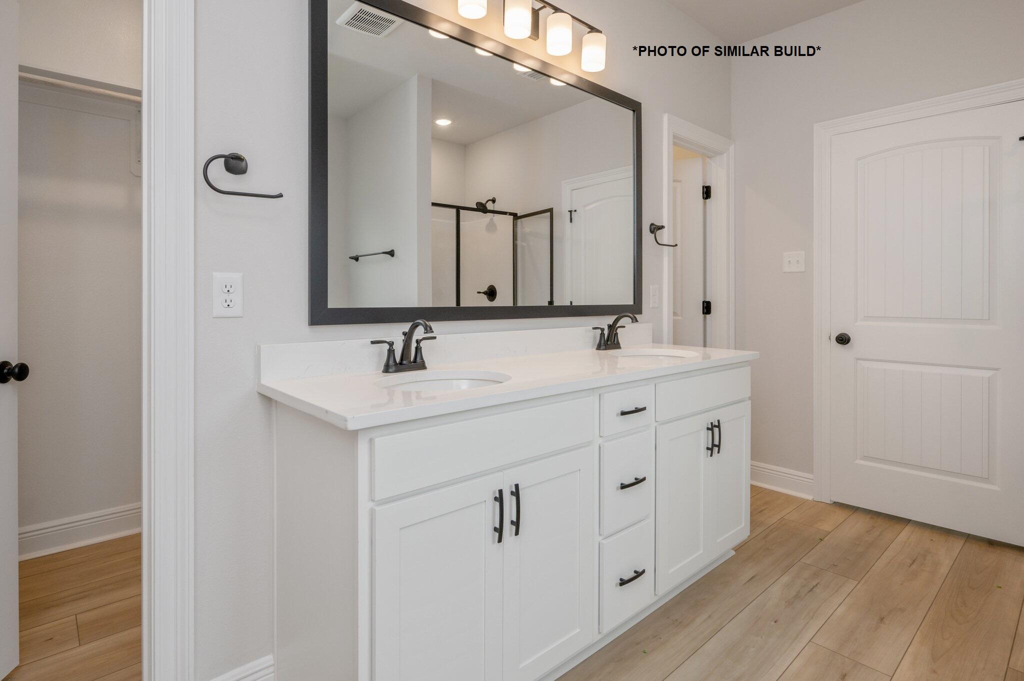YOUNG OAKS - Residential