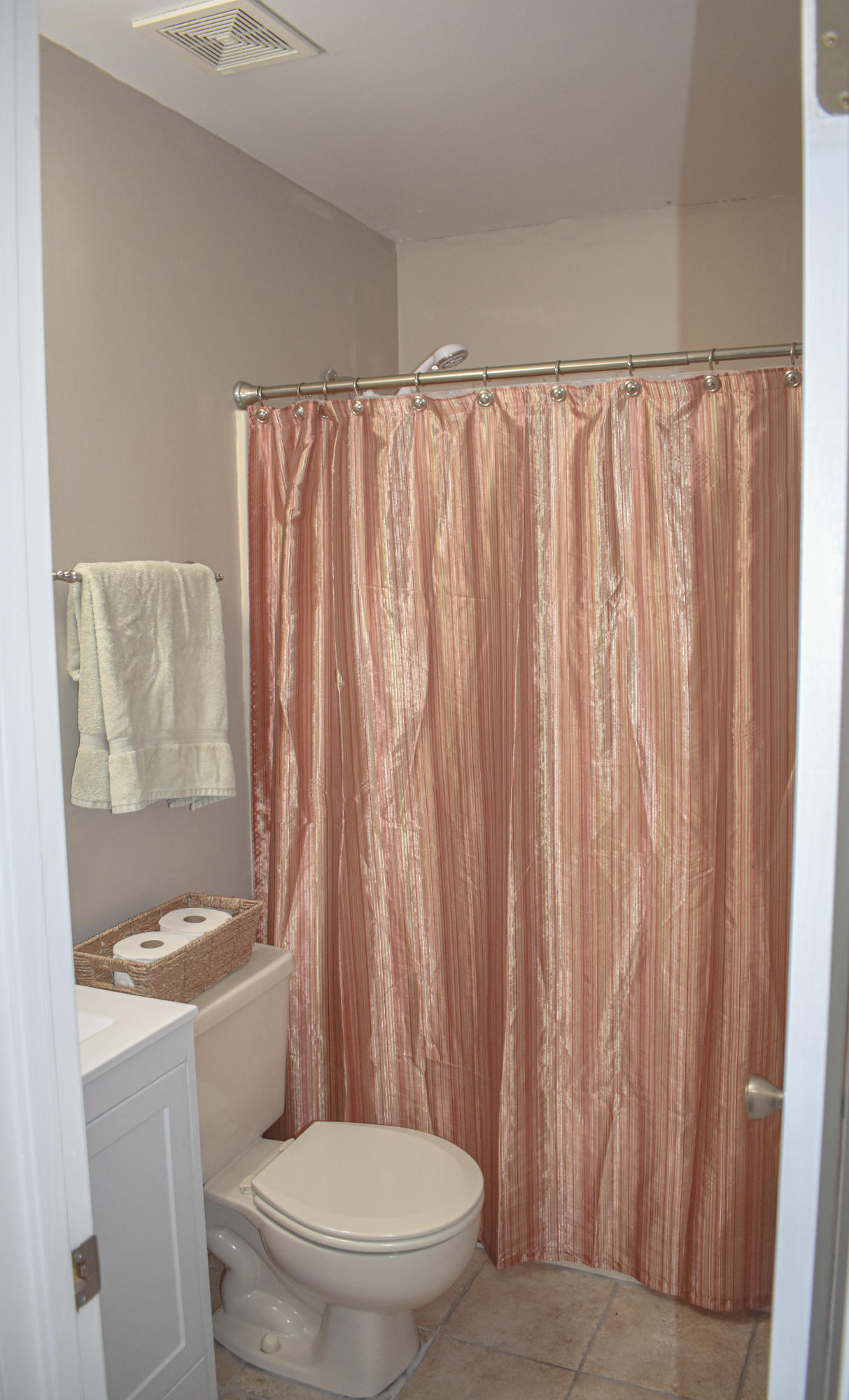 COUNTRYVIEW ESTATES 2ND ADDN - Residential