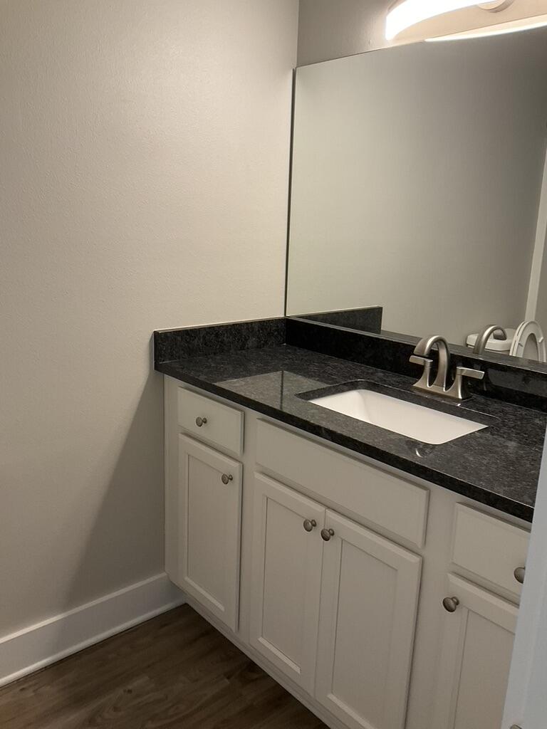 ENCHANTED ESTATES - Residential Lease