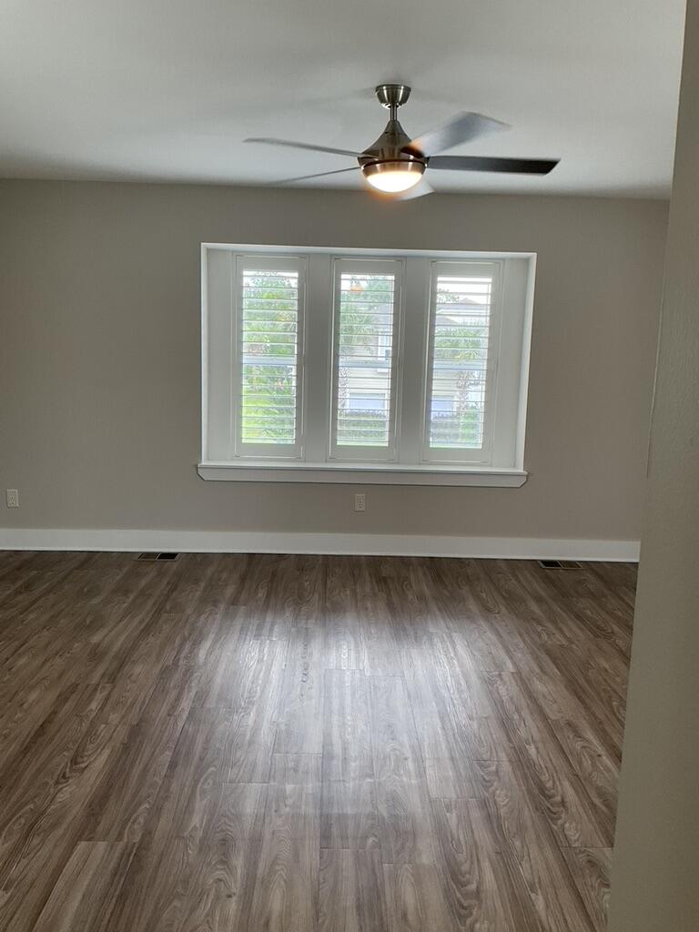 ENCHANTED ESTATES - Residential Lease