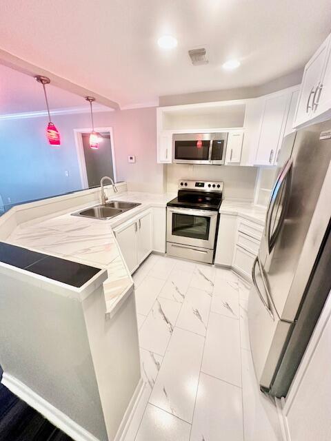 FAIR OAKS VILLAGE CONDO Bldg C Unit 5 - Residential Lease