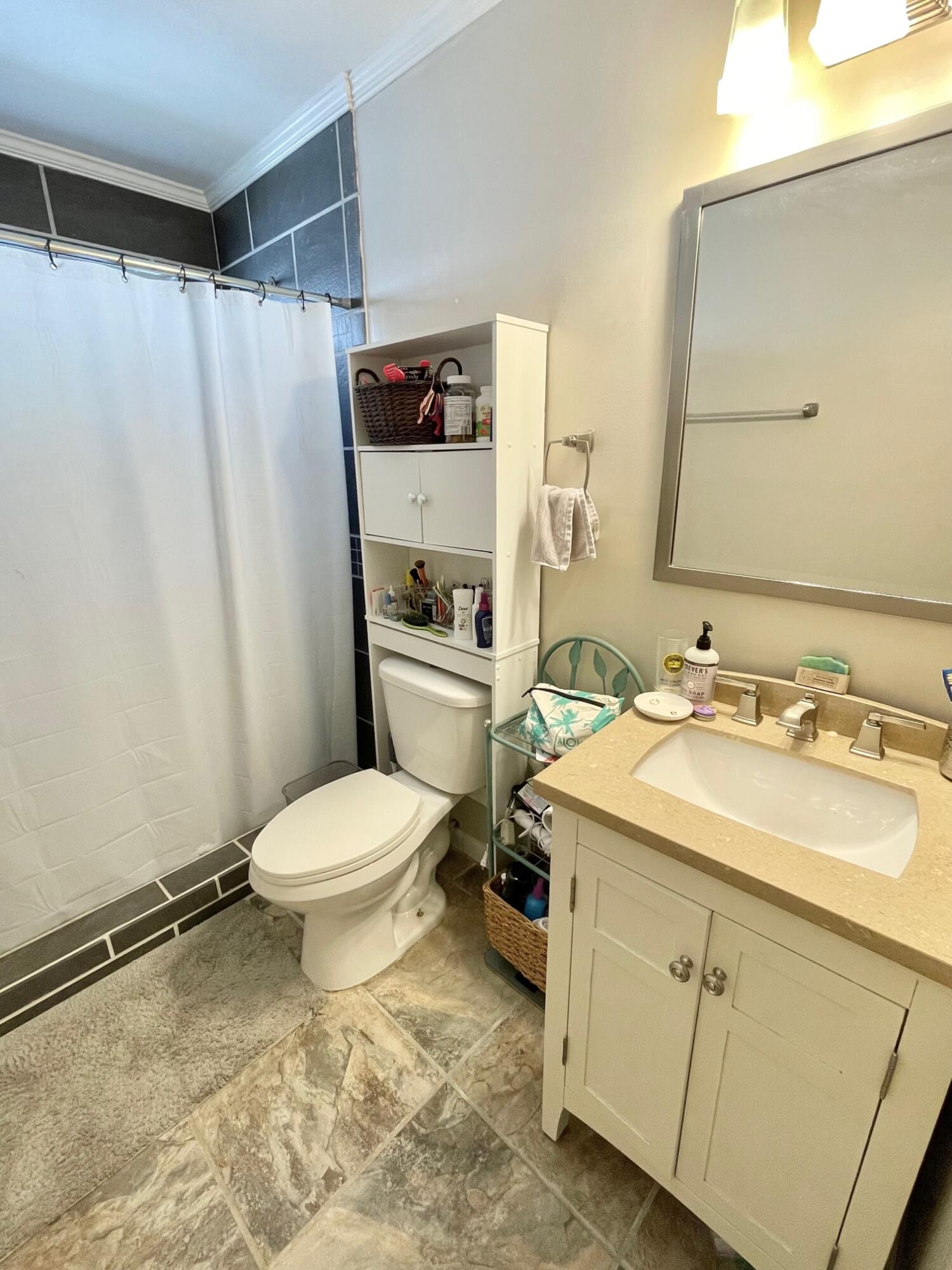 KELLY HILL ESTATES - Residential Lease