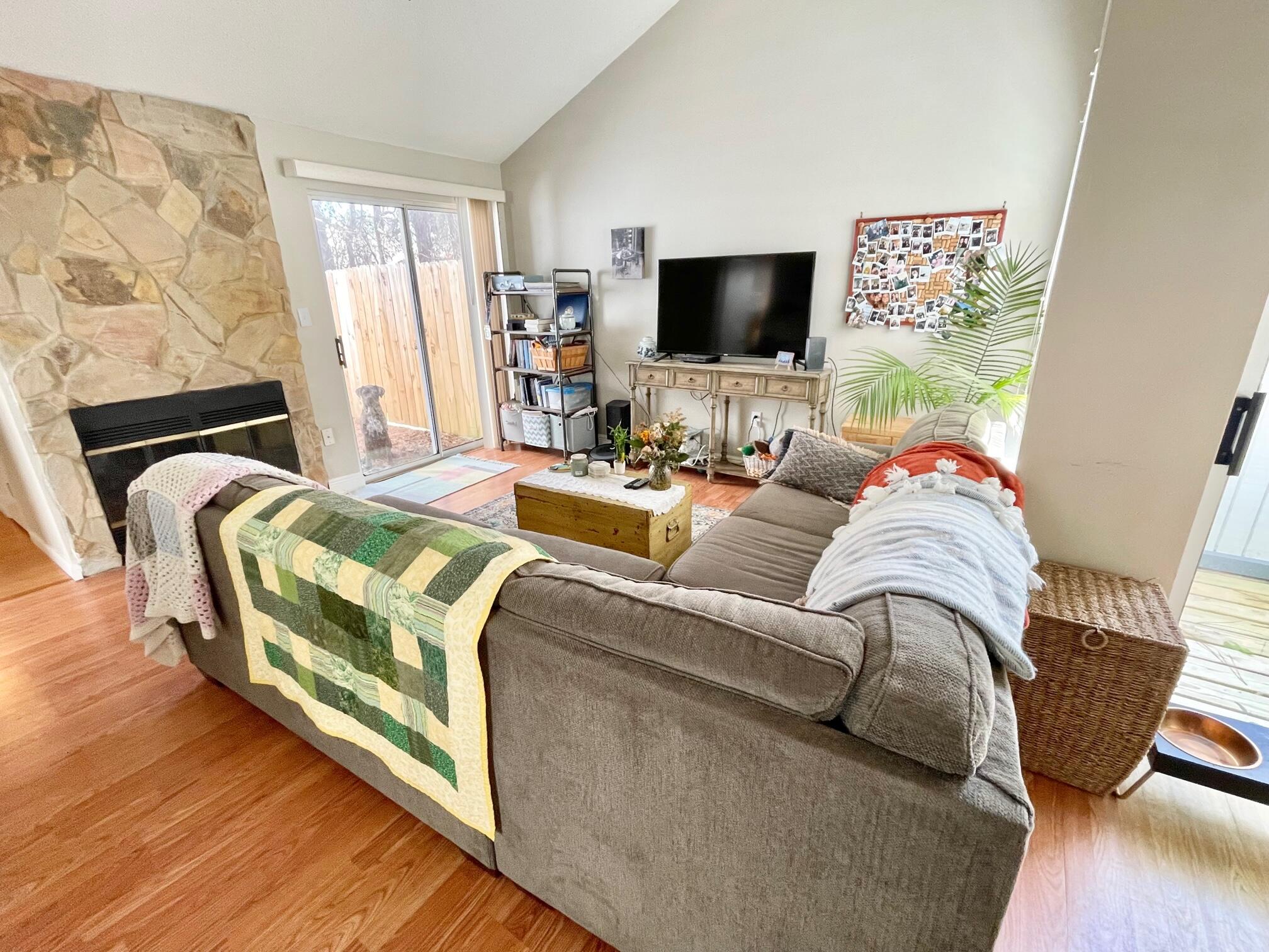 KELLY HILL ESTATES - Residential Lease