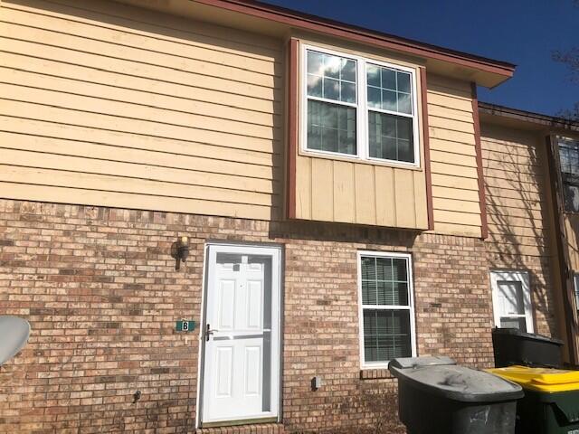 VIKING MANOR PH 1 - Residential Lease