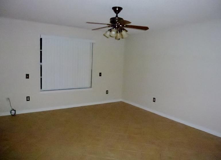 NAVARRE 1ST ADDN LOT 5 BLK 6 - Residential Lease