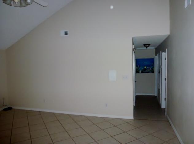 NAVARRE 1ST ADDN LOT 5 BLK 6 - Residential Lease
