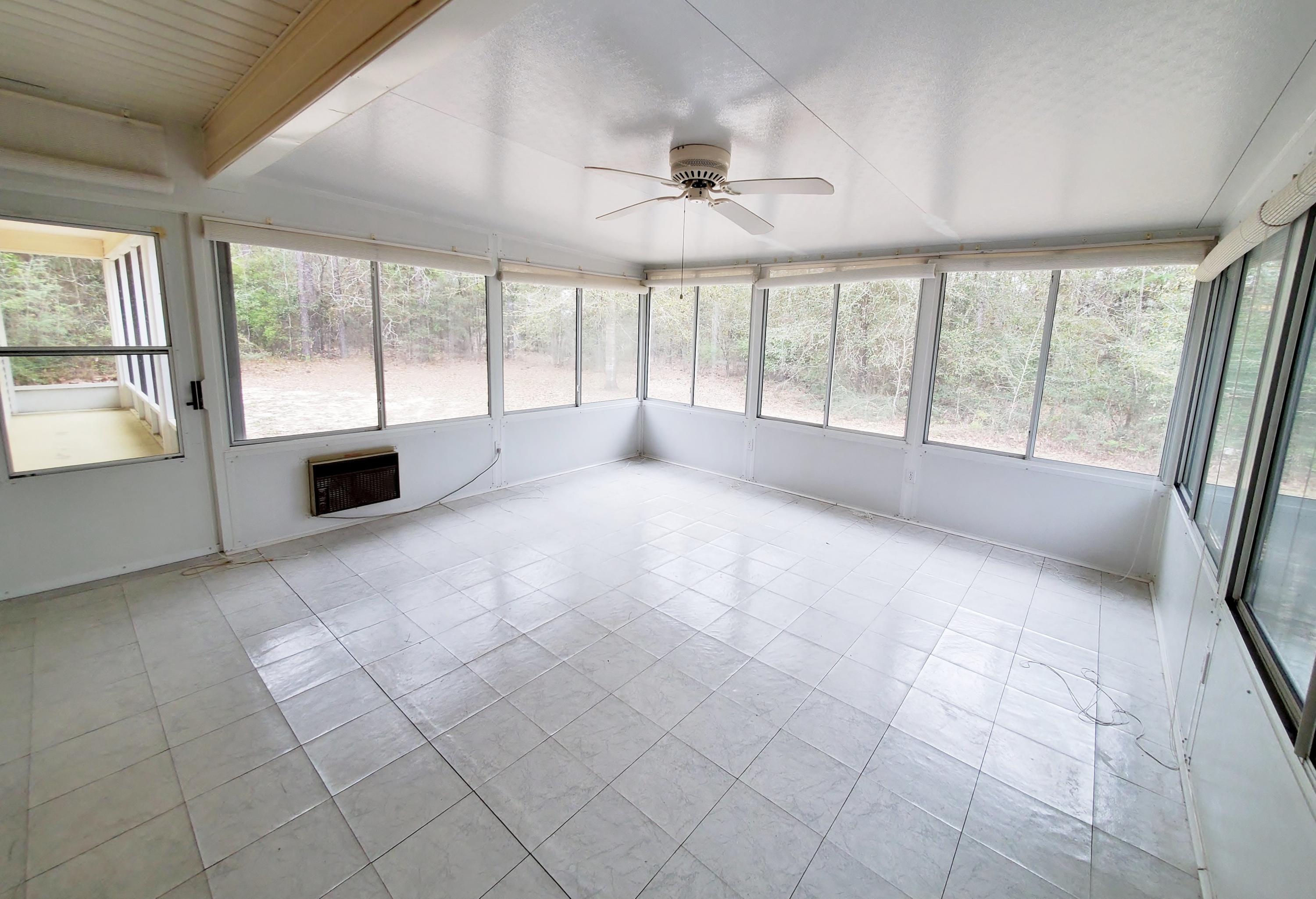 KENNEDY LAKES 1ST ADDN - Residential