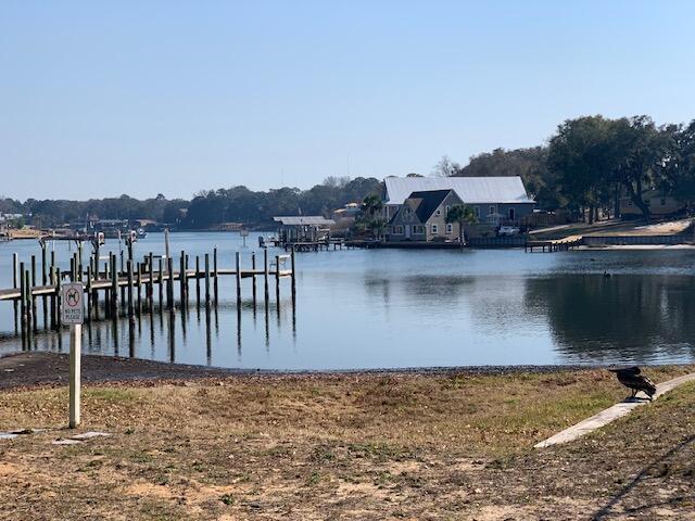 PIER ONE - Residential