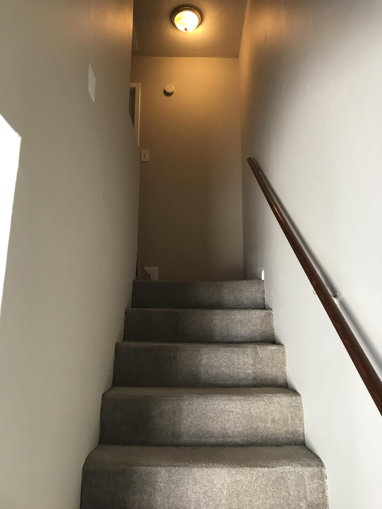 VIKING MANOR PH 1 - Residential Lease