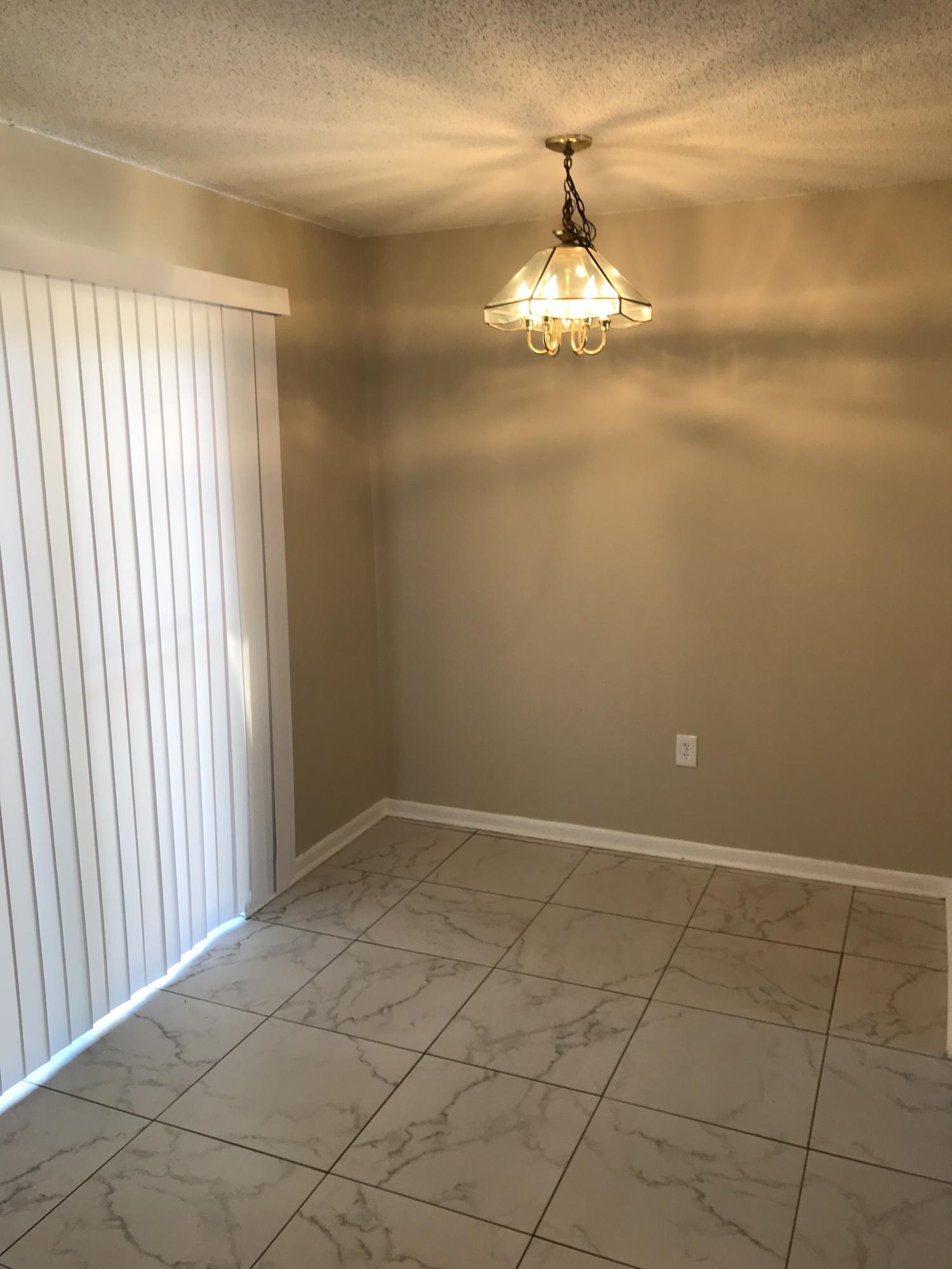 VIKING MANOR PH 1 - Residential Lease